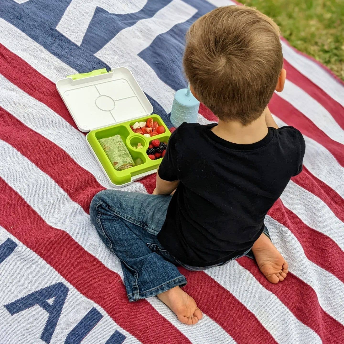 Kids Silicone Divided Lunch Box with Charm